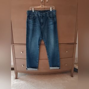 NWOT AG Jeans, Size 31R, Medium Blue Wash